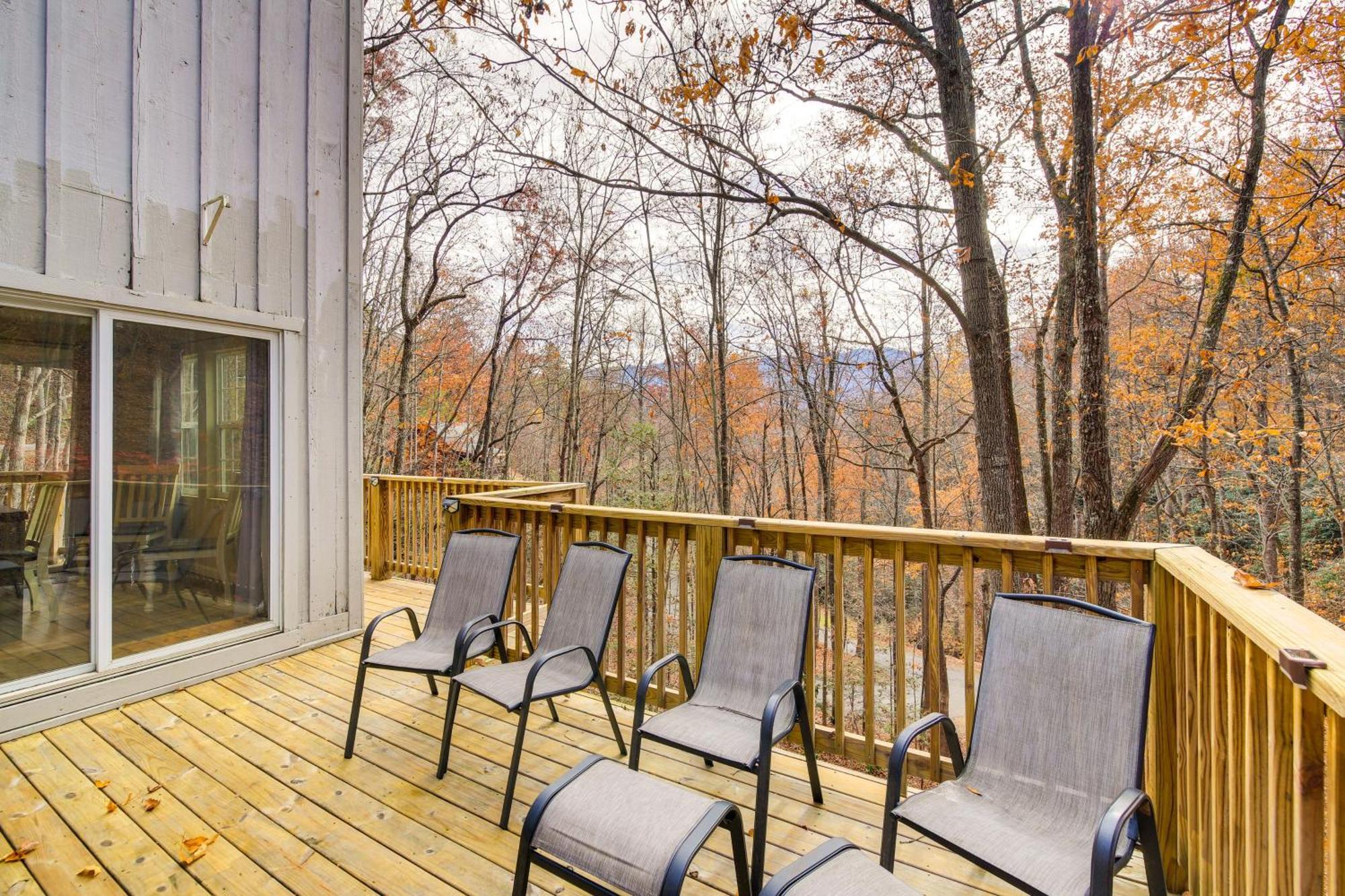 Updated Cobbly Nob Resort Home With Hot Tub! Гатлинбург Экстерьер фото